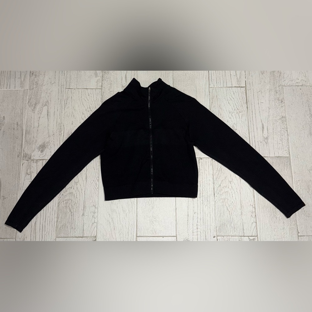 Black Fabletics Athletic Jacket/Women’s size Large/Gently Used